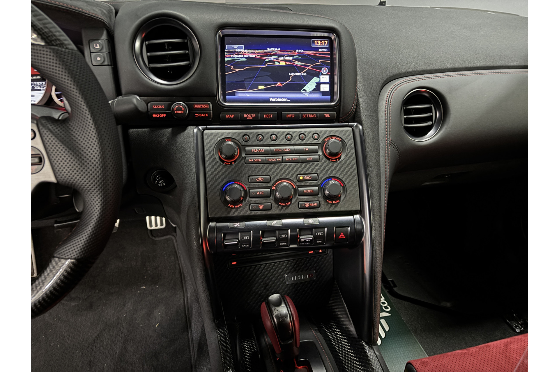 46421447-14.jpg