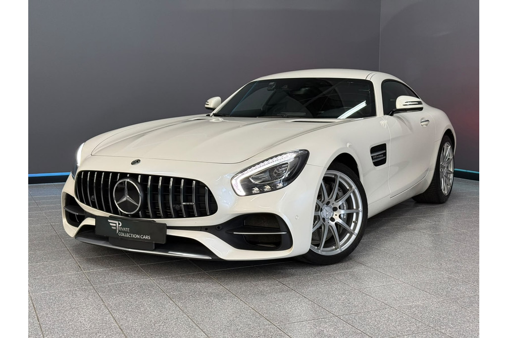 56926600